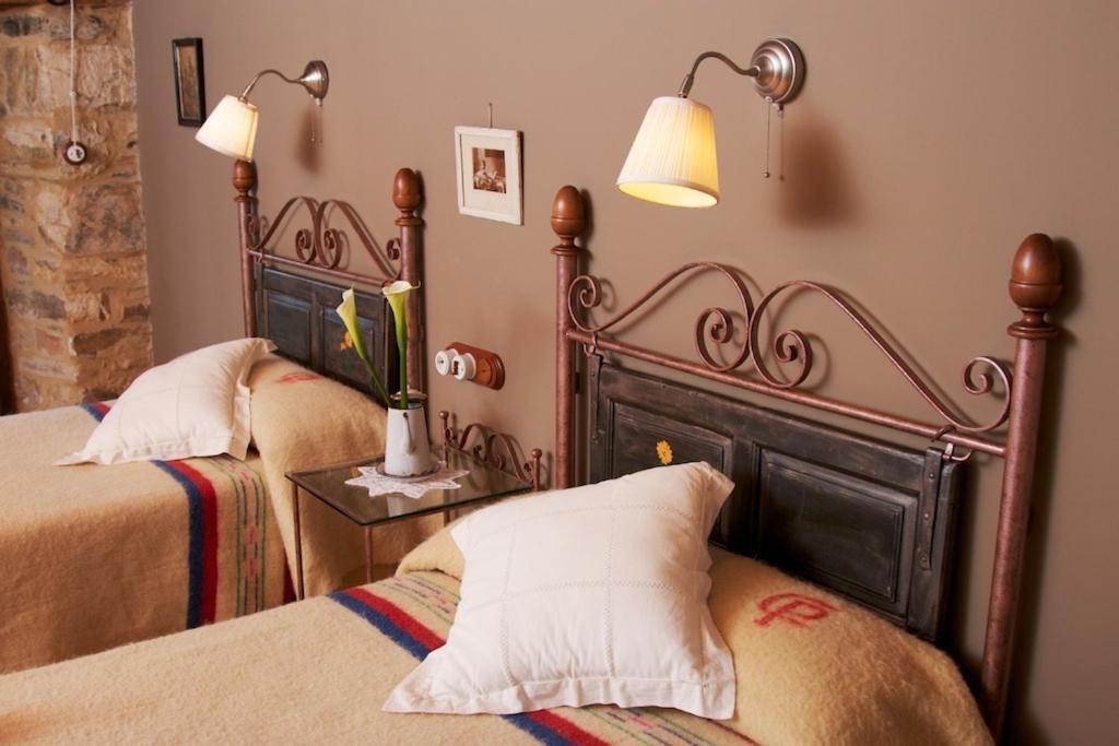 Casa Pepa Hotel Rural Санта-Коломба-де-Сомоса Номер фото